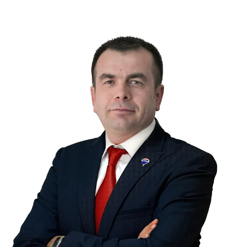 Faruk Aycan — İstanbul